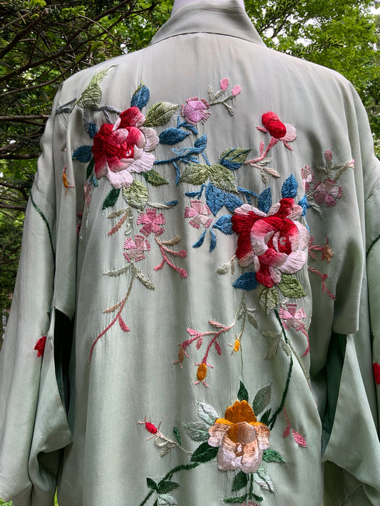 Vintage Japanese Silk Embroidered Kimono | Celadon Green Floral Robe
-40CD