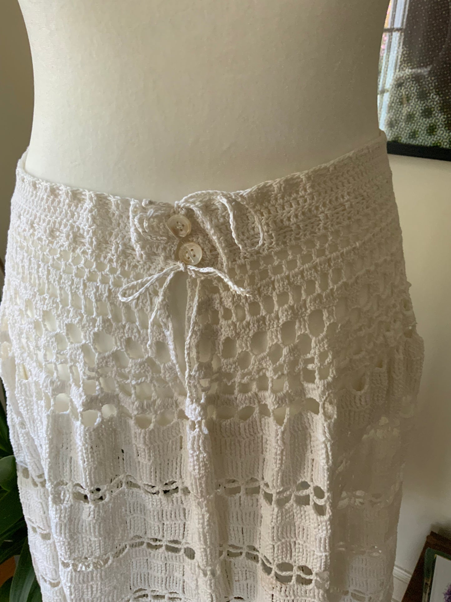 Crochet Lace Skirt - 70s- 70P