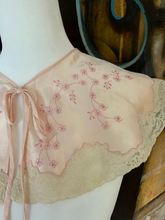 Silk Embroidered Cape - 20s - 20Ai