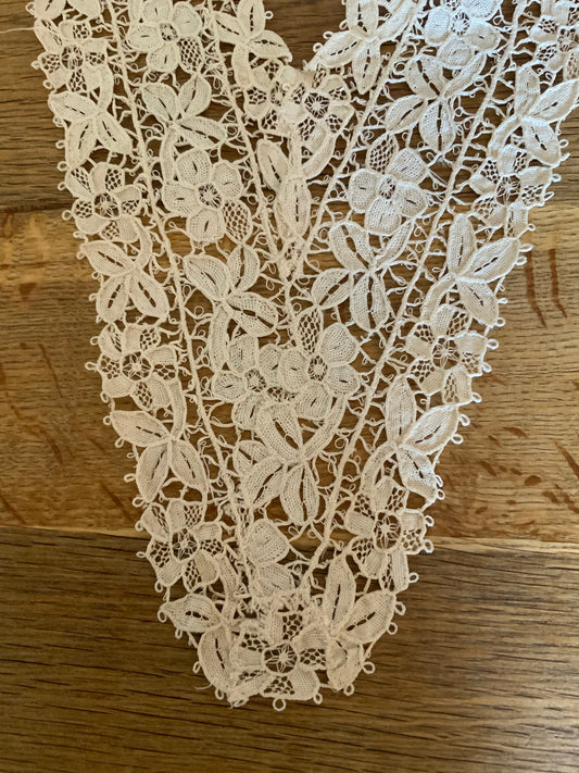 Antique Collar - Handmade Lace - 1900