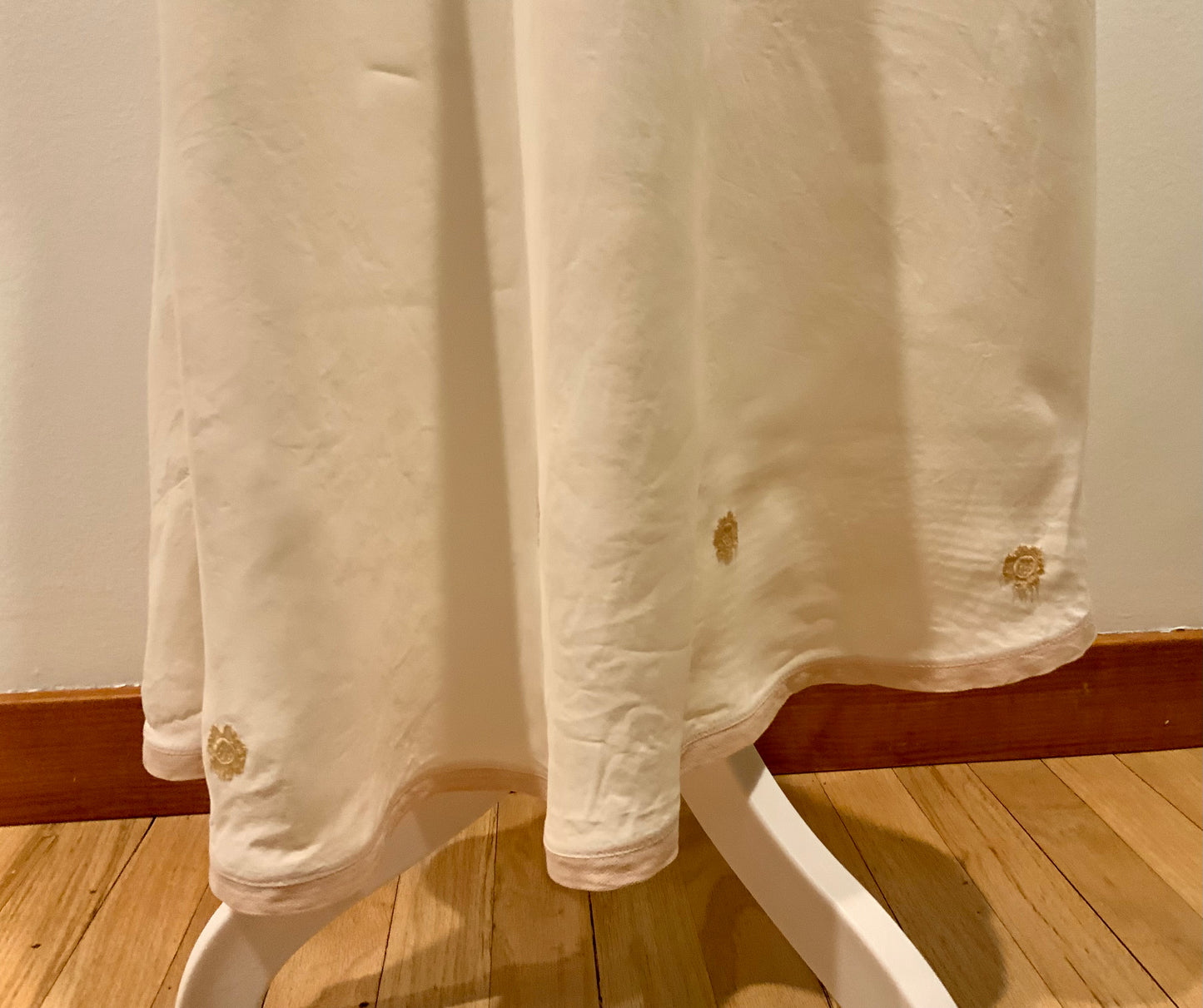 Antique 1918–1923 Ivory Silk Bridal Lingerie Gown with French Lace & Hand Embroidery | Edwardian Boudoir Dress-20AU