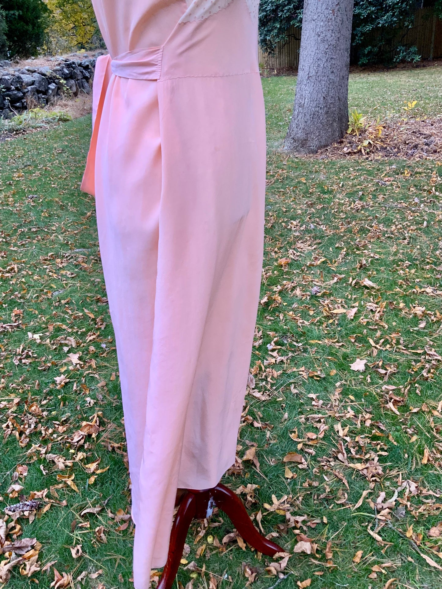 Embroidered Silk Nightgown-1938/1945-40AQ