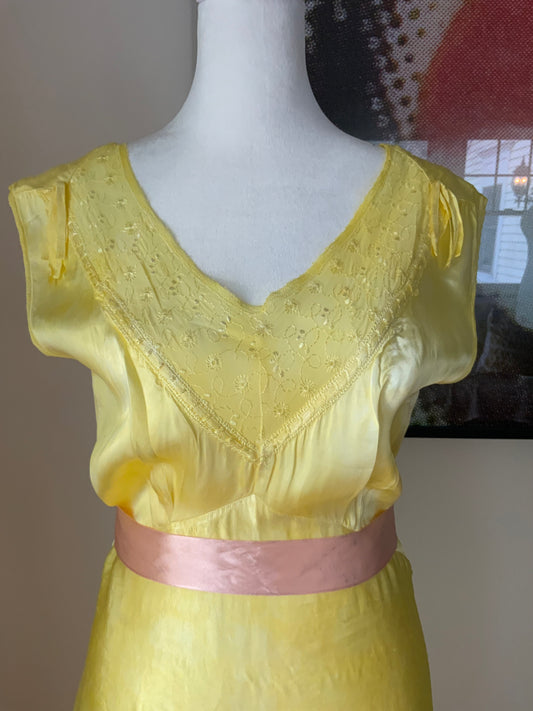 Hand Dyed Yellow Nightgown - 50s - 50Bi