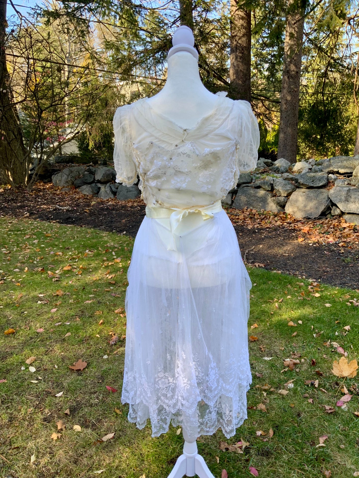 Antique Tulle Dress -Filet Lace – Early 1900s – ED40