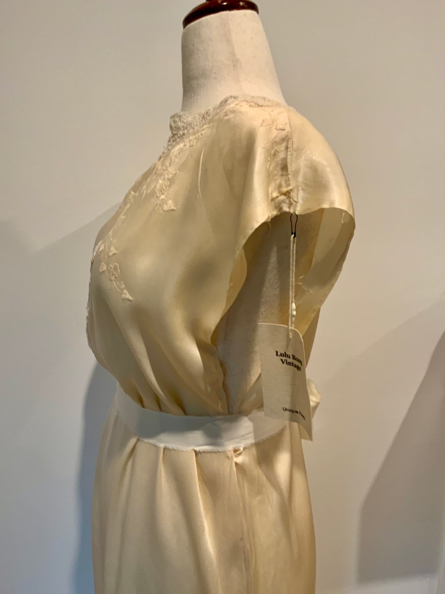 Iconic 1930s Champagne Pure Silk Nightgown | Reimagined Vintage Silk Dress-20ax