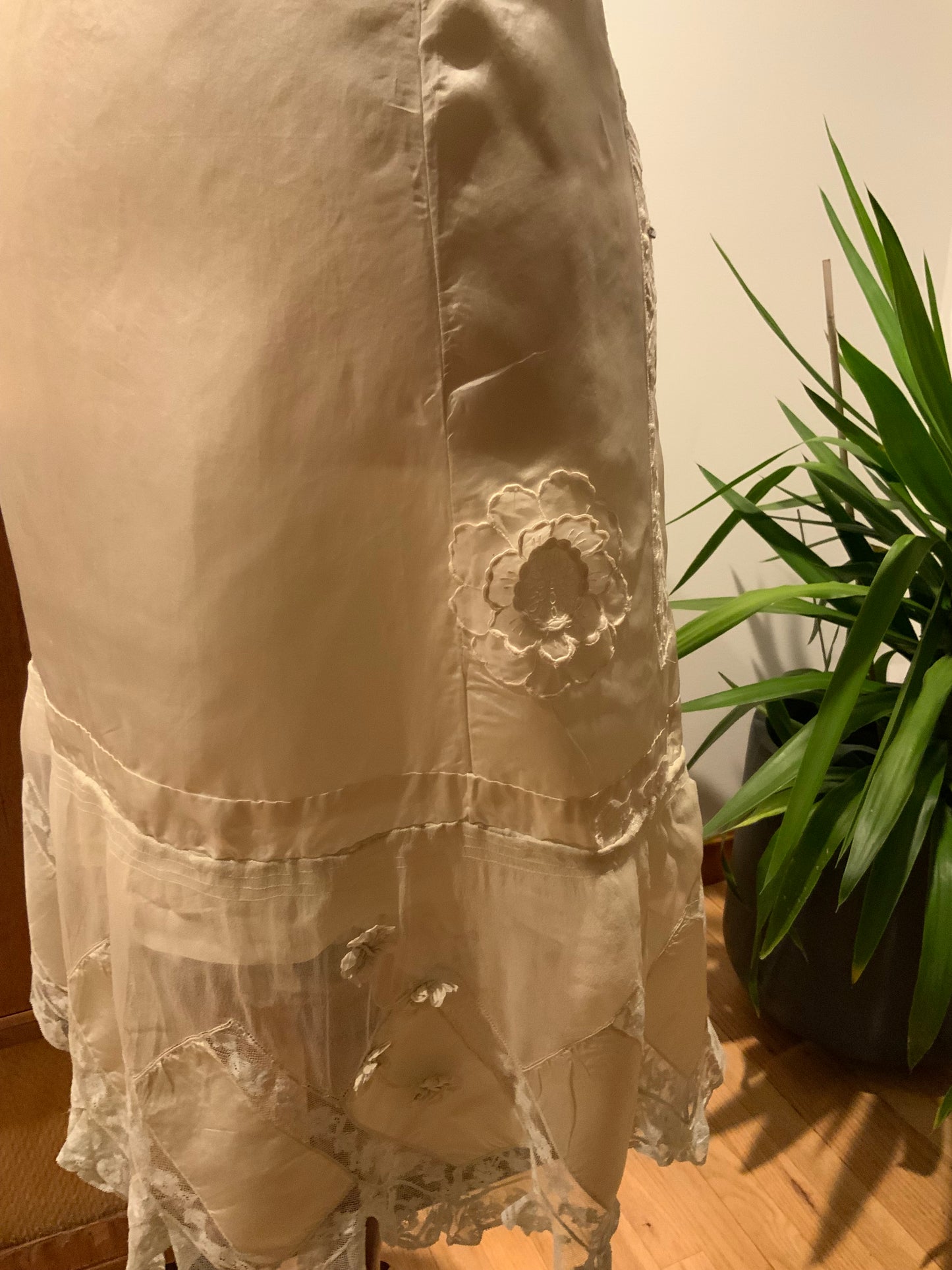 Edwardian Silk Petticoat Skirt c.1910s | Oppenheim, Collins & Co.-ED33