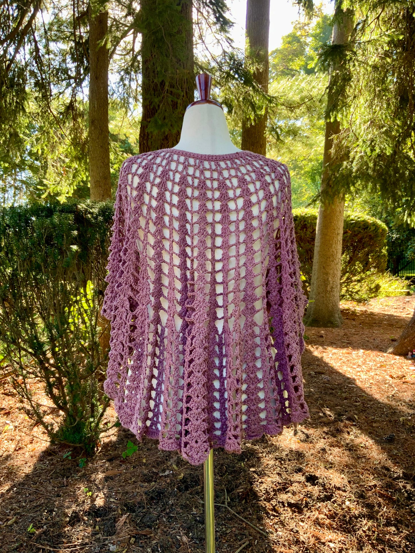 Hand Dyed Crochet Knit Capelet - 70s - 70Wa