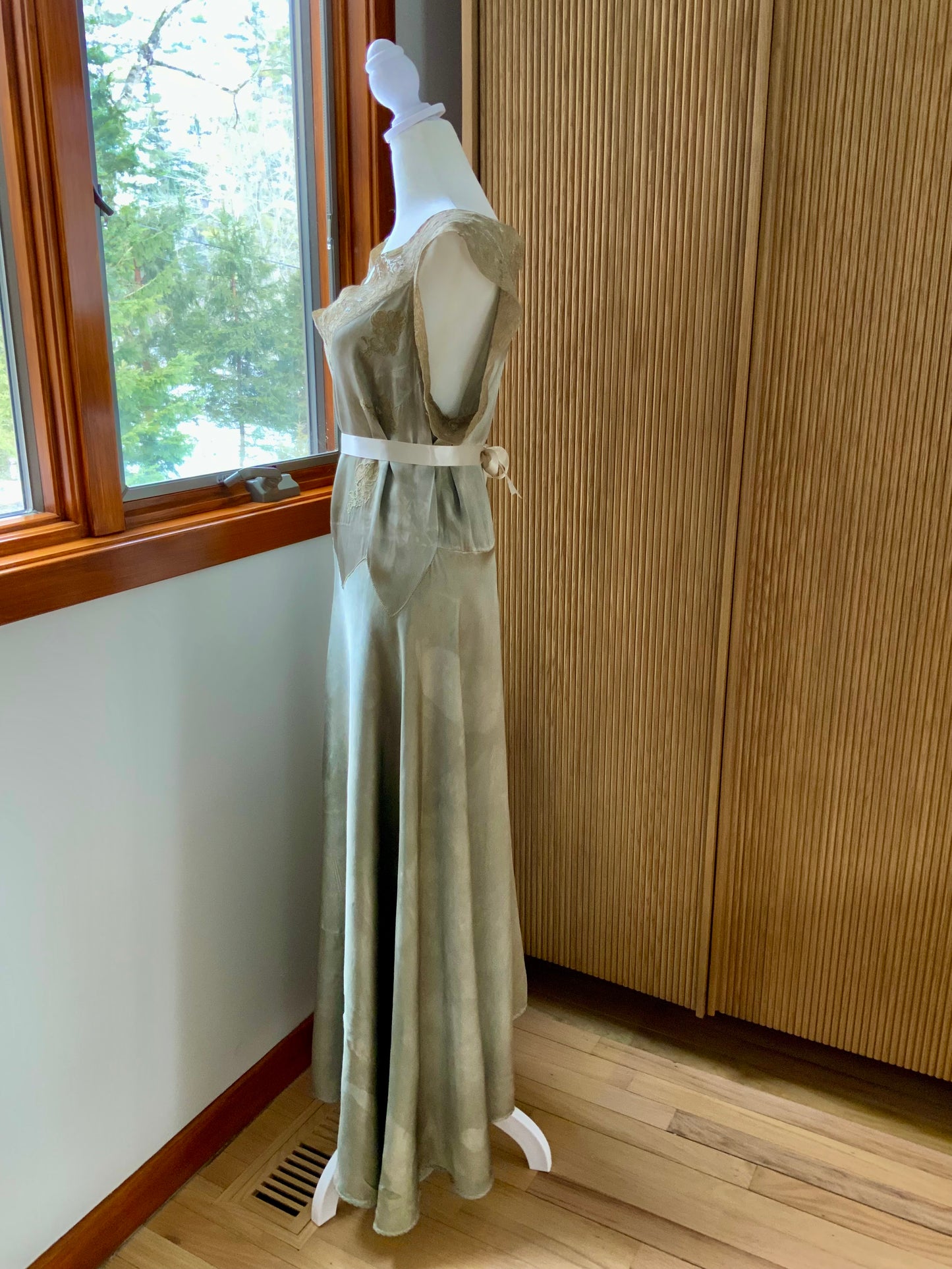 1930s Hand-Dyed Silk Satin Gown with Lace Cap Sleeves - 40AF