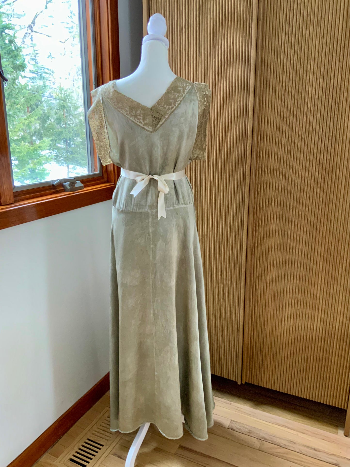 1930s Hand-Dyed Silk Satin Gown with Lace Cap Sleeves - 40AF