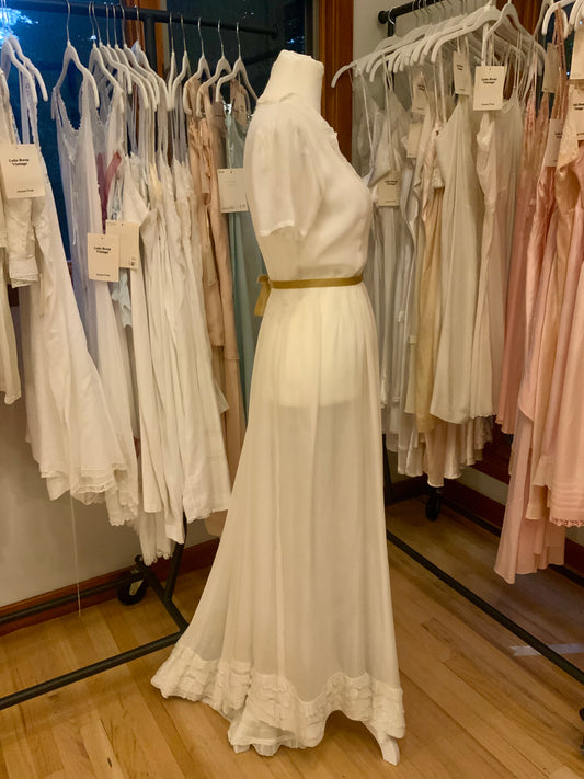 Antique Ivory Chiffon Gown with Ruffled Hem and Lace Appliqué.20ARR