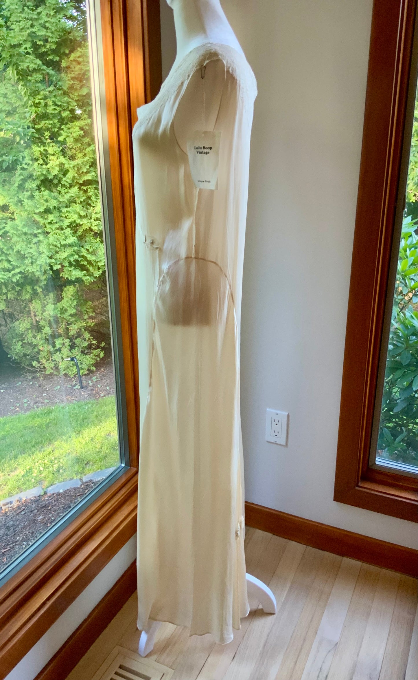 Anita’s Embroidered Pure Silk Nightgown / Slip Dress- 20s - 20R