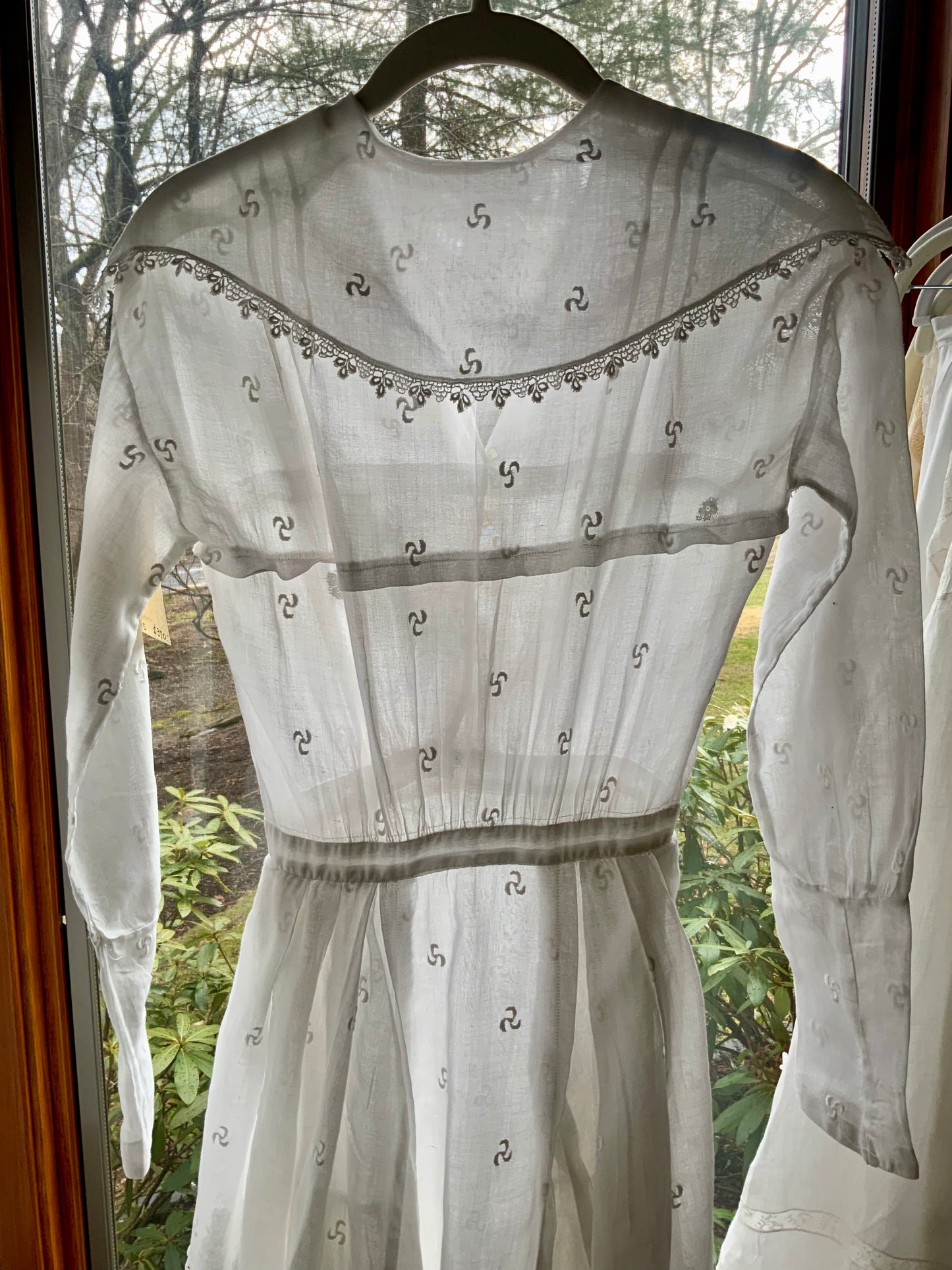 Edwardian Lingerie Dress 1915–1925 Sheer Embroidered Cotton with Lace Detail-ED73