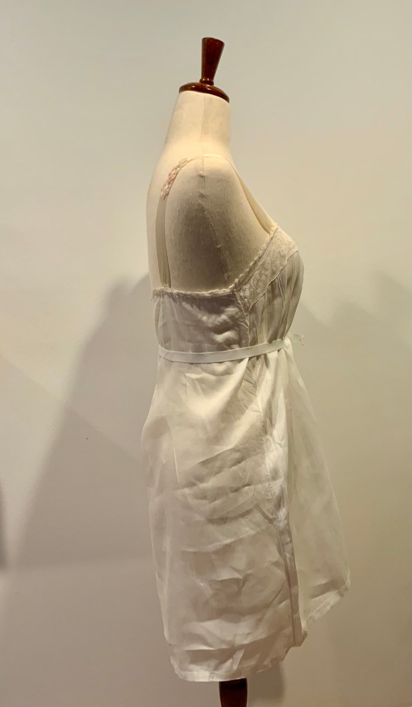 Antique Slip Dress - Filet Lace - Embroidered Initials E C - 1920 - 20C