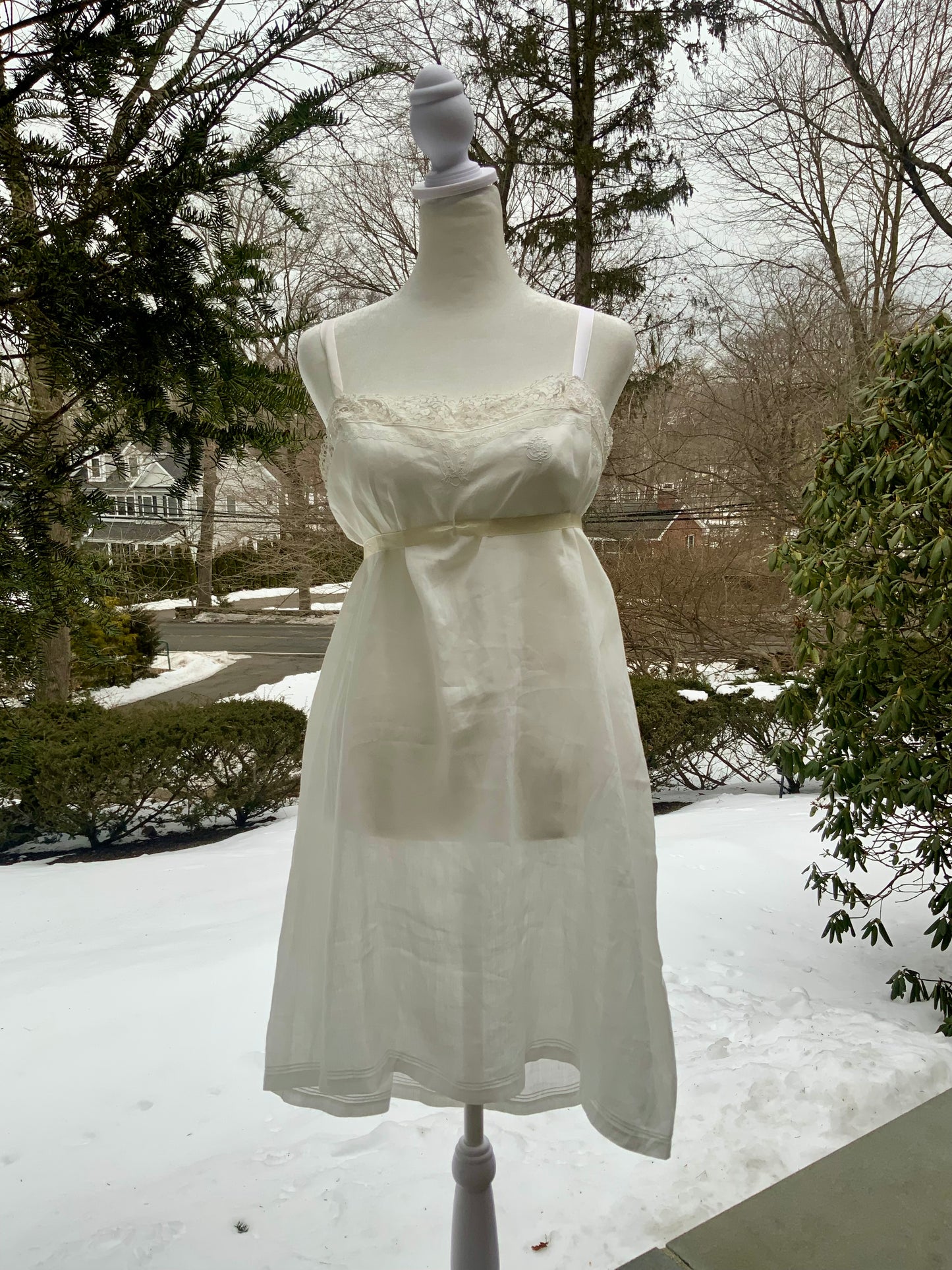 Edwardian Argentine Monogrammed Cotton Slip Dress with Embroidered Birds | “Pochola” | Antique Lace Lingerie c.1910s
-ED59