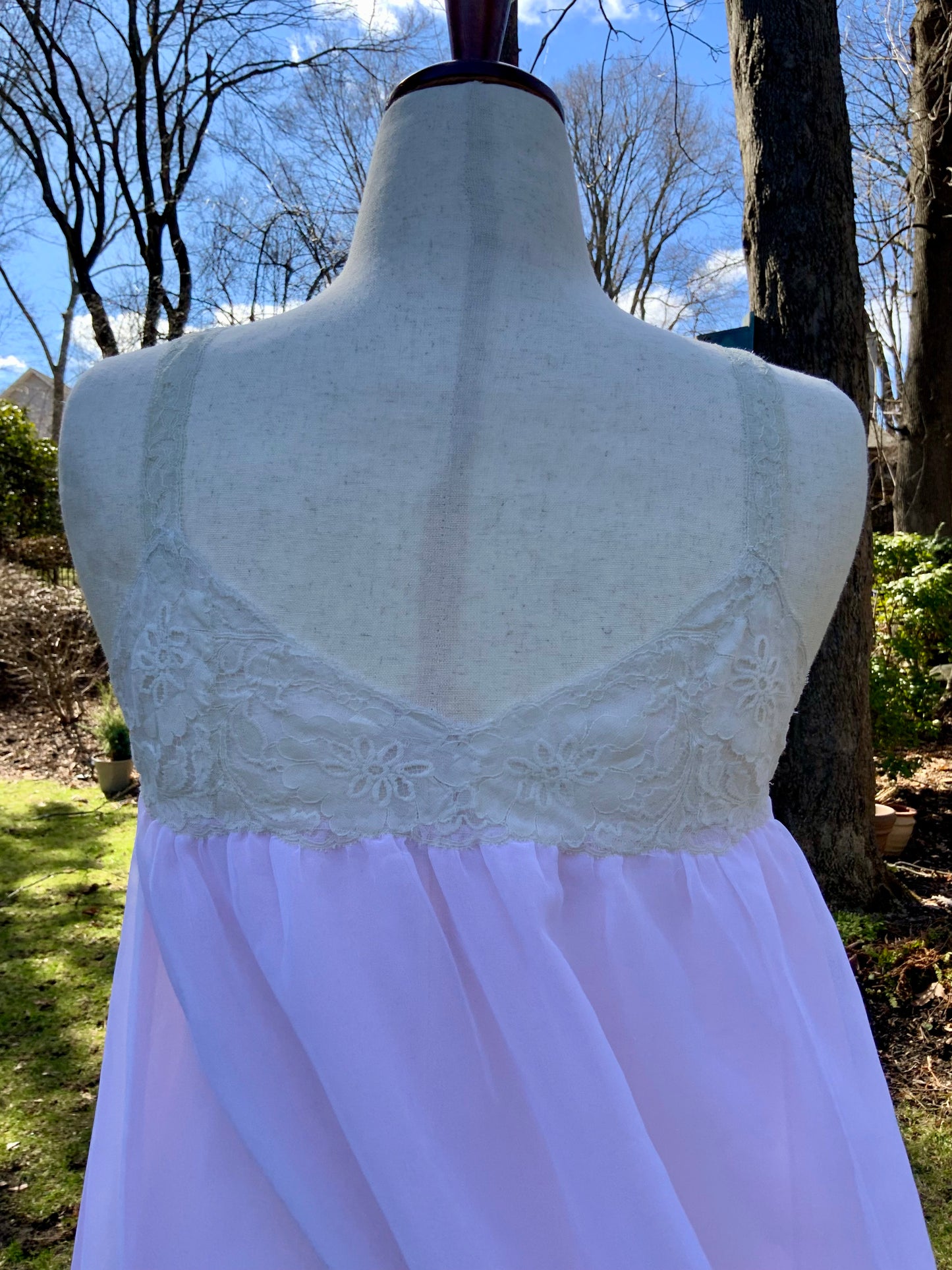 1970s Sheer Pink Nylon Nightgown with Floral Lace Appliqué Bodice & Double Layer – Romantic Lingerie Dress-70B