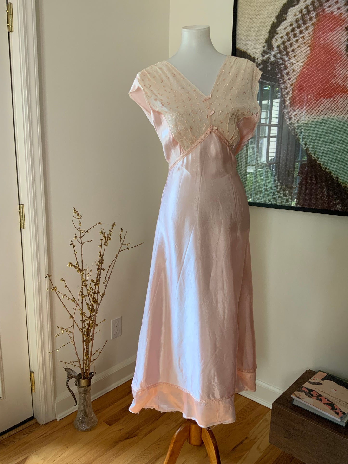 Satin  PeachNightgown Embroidered - 40s - L