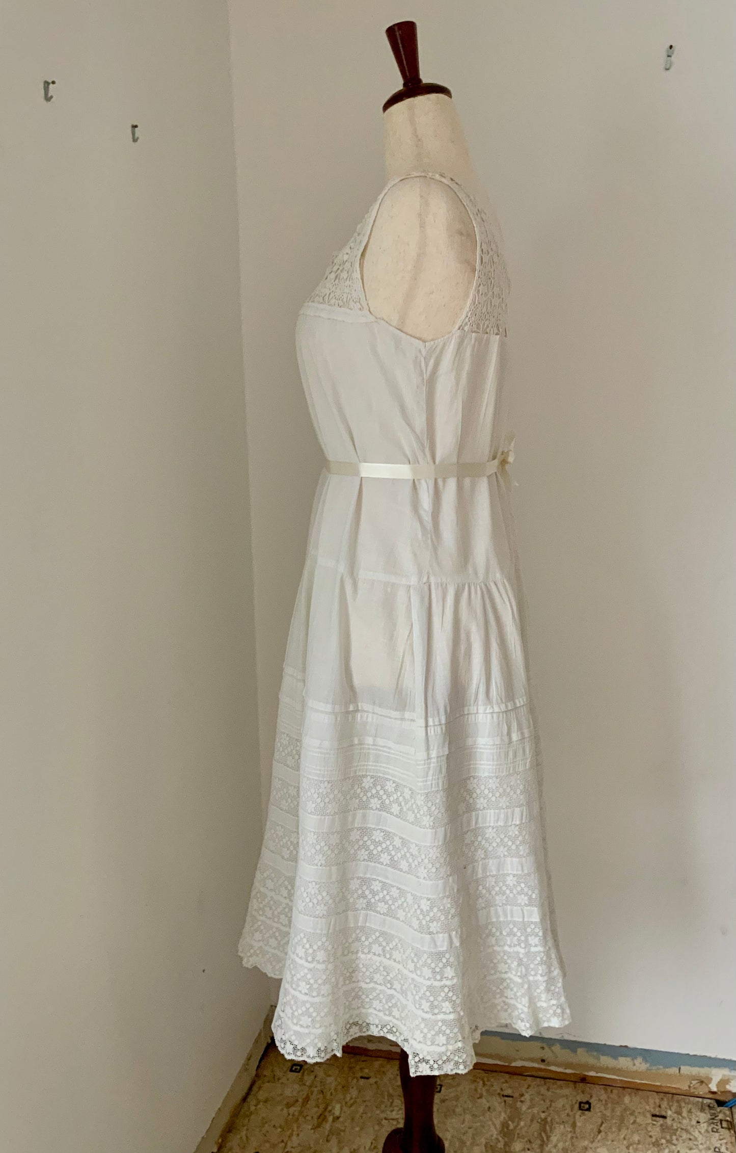 Edwardian White Cotton Lingerie Dress | 1910s Crochet Lace Tea Dress | Antique Summer Bridal Dress-ED55