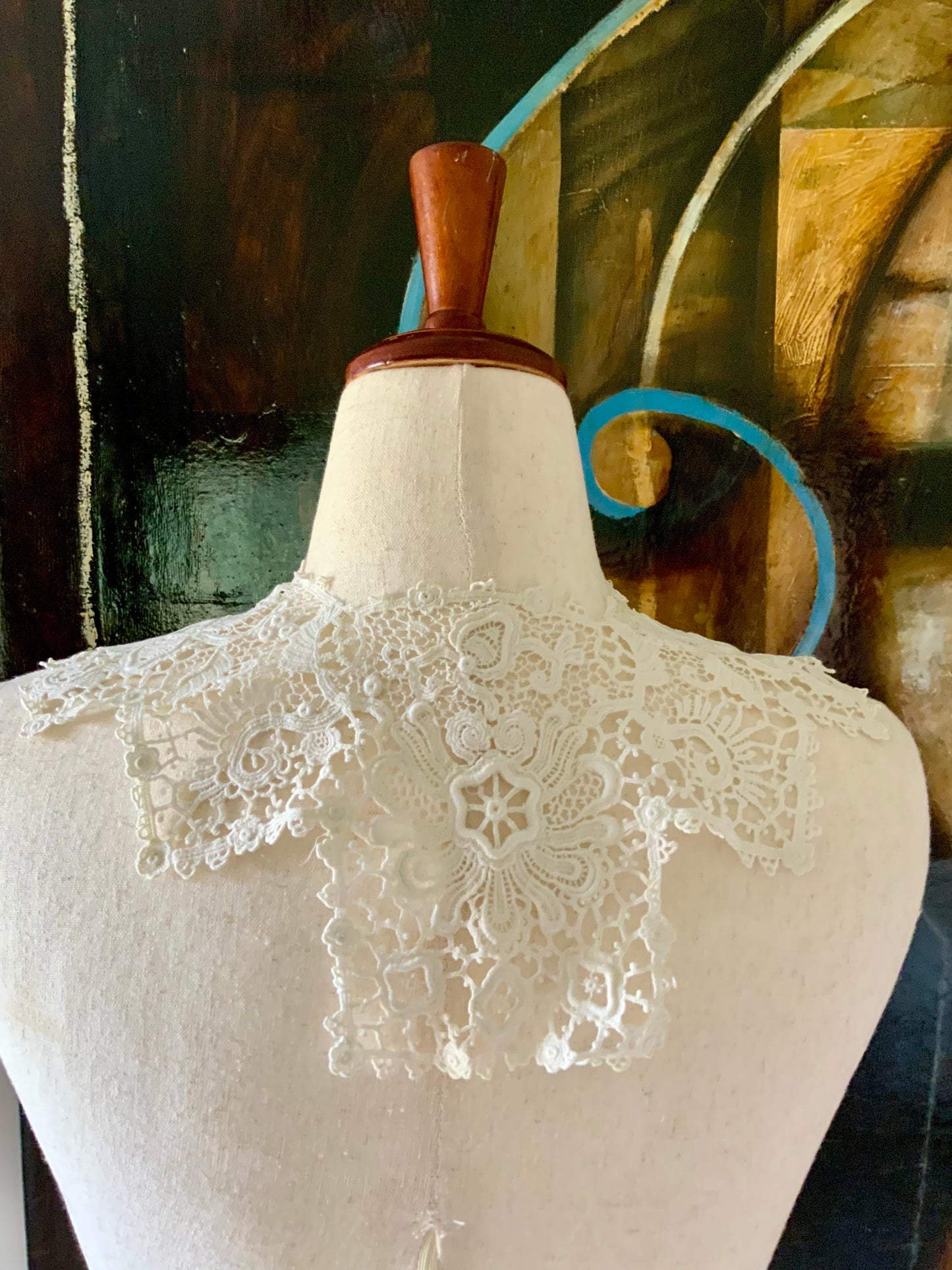 Antique Lace Statement Collar – Edwardian Inspired Guipure Floral Lace Detachable Collar