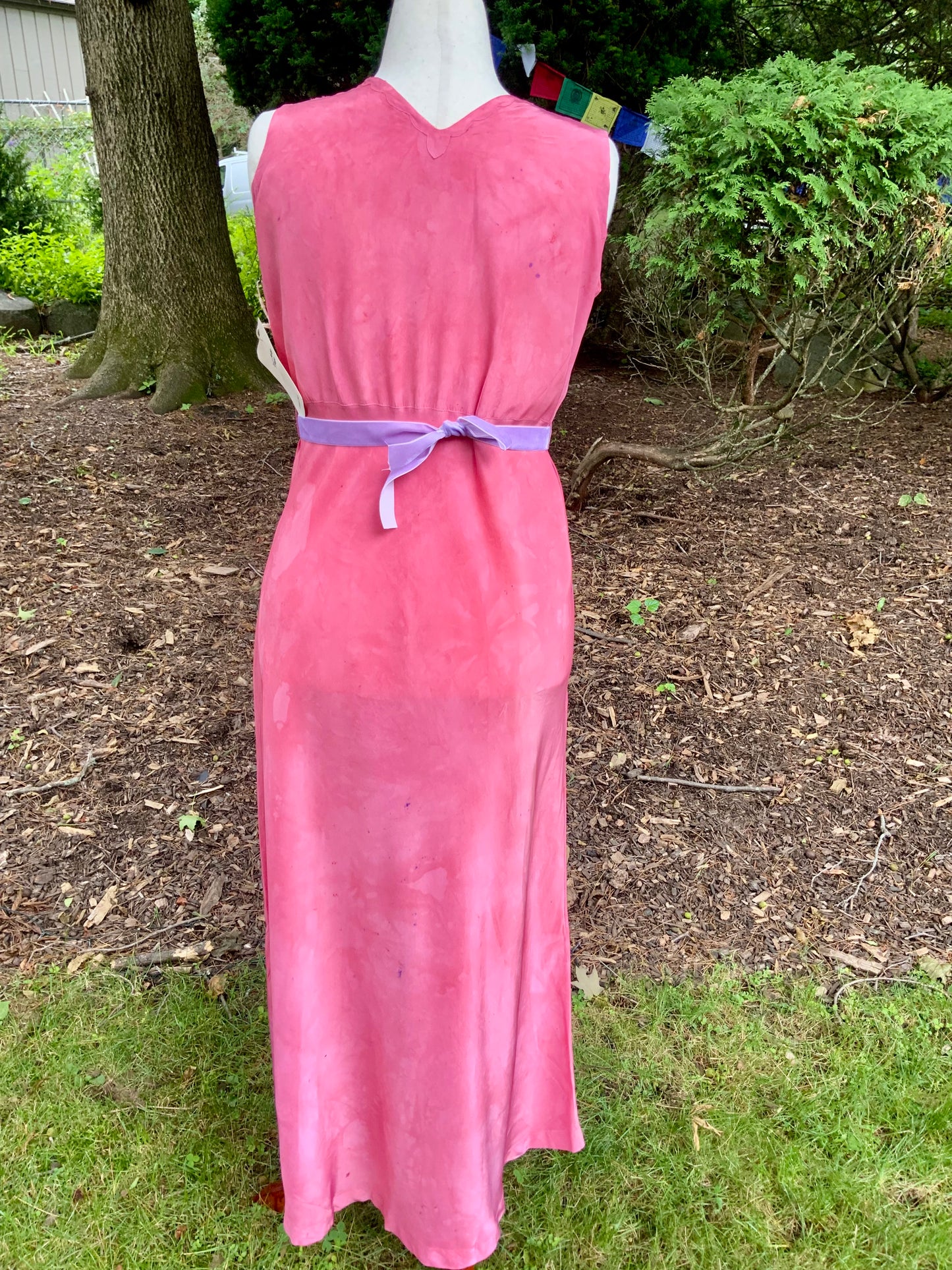 1930s Hand-Dyed Raspberry Pink Silk Bias Cut Dress | Art Deco Embroidered Bodice
-30BI