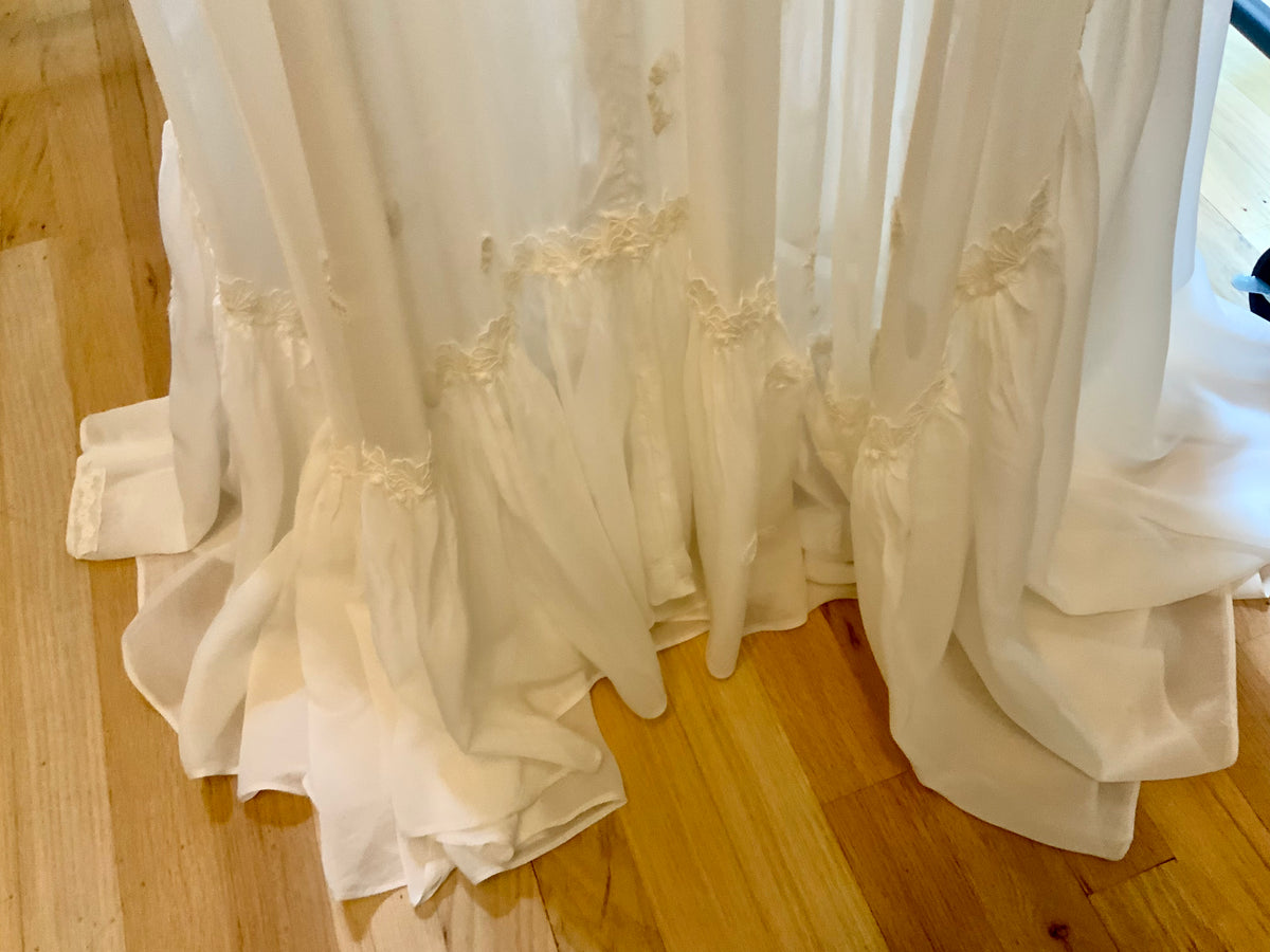 Circa 1940s Ivory Chiffon Wedding Gown with Beaded Shell Motifs and Lace Appliqués.40CH.