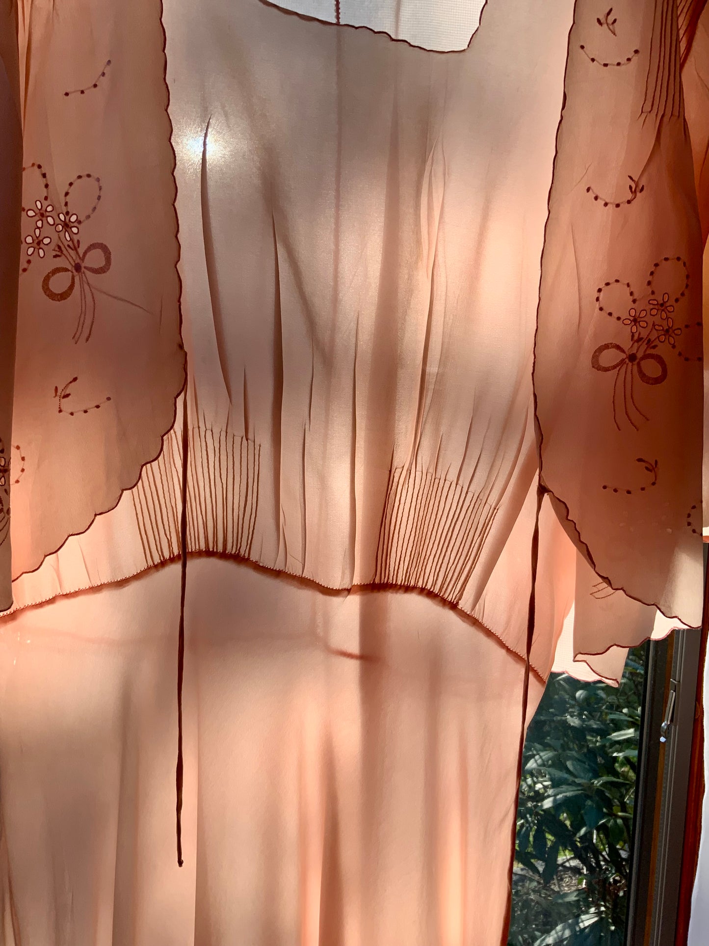 Silk. Nightgown - 40s - 40CC