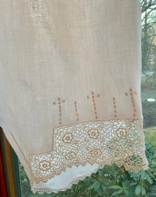 Antique Edwardian Cotton Bloomers with Hand Crochet Lace and “Rosita” Embroidery – c.1905–1915-ED68