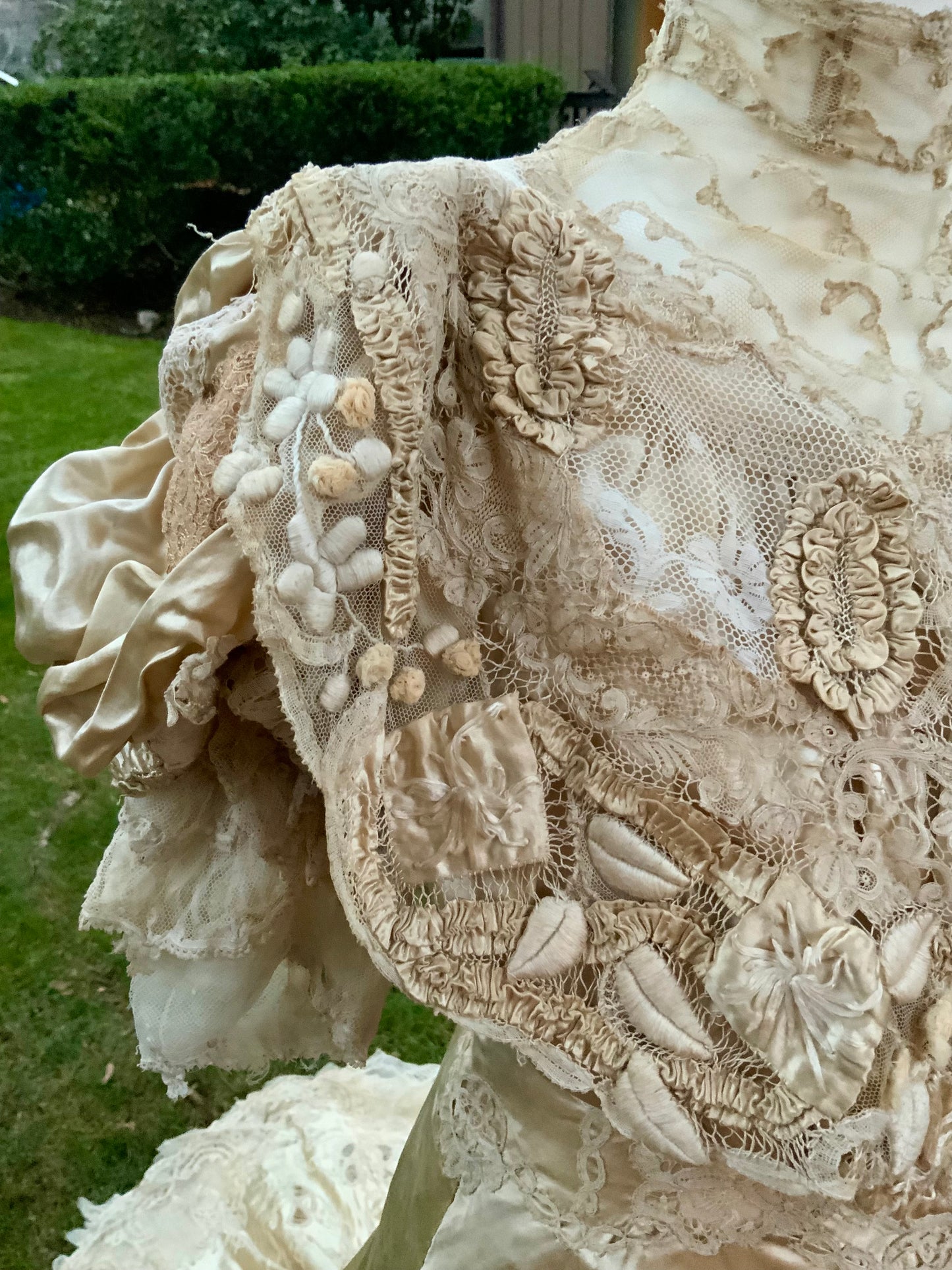 Victorian Silk Wedding Gown - 1890 - VI8