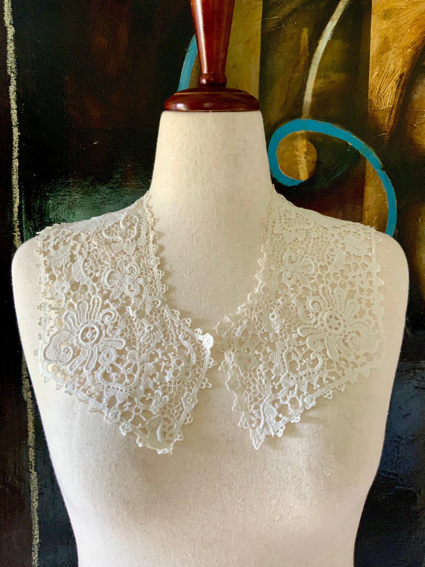 Antique Lace Statement Collar – Edwardian Inspired Guipure Floral Lace Detachable Collar