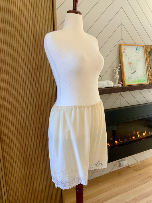 Edwardian Antique Pantalettes • Antique Bloomers • Victorian Drawers • Cotton Lace Lingerie • Pre-WWI Underwear-ED51