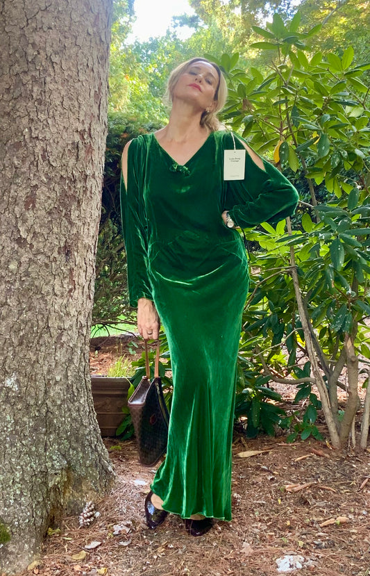 Green Velvet Evening Dress - Late 30s - 30AM