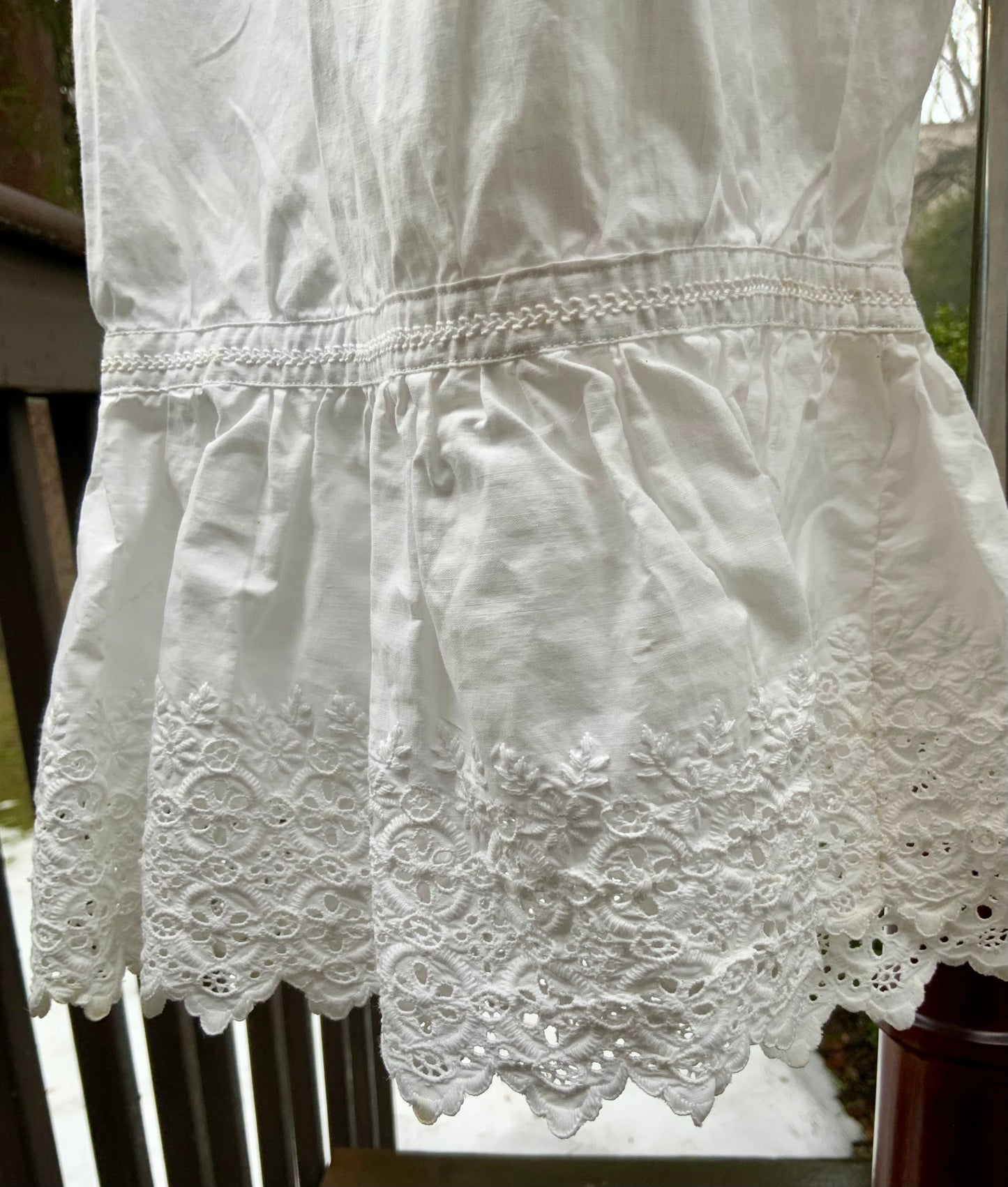 Edwardian White Cotton Bloomers with Broderie Anglaise Lace Hem – Antique Open Drawers Lingerie c.1905–1915-ED67