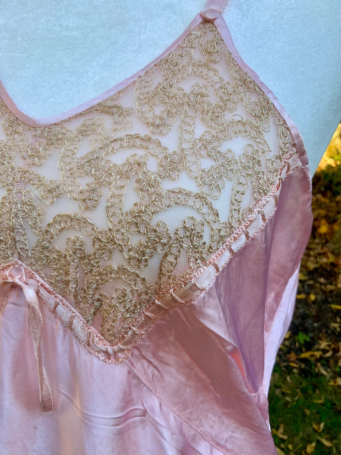 1930s Pink Rayon Satin Slip Dress – Vintage Lace Bodice & Hem-40B4