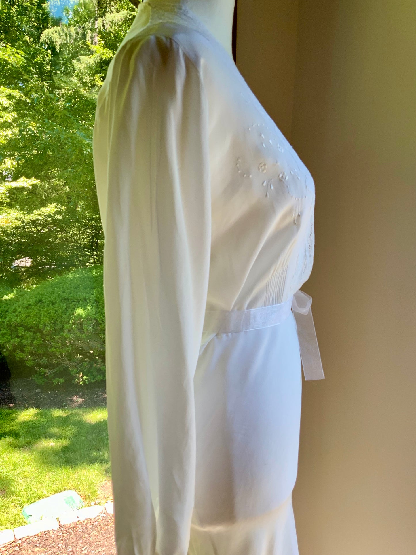 Vintage Ivory Silk Satin Long Sleeve Bridal Gown | Deep V-Neck Lace Maxi Dress-70BD