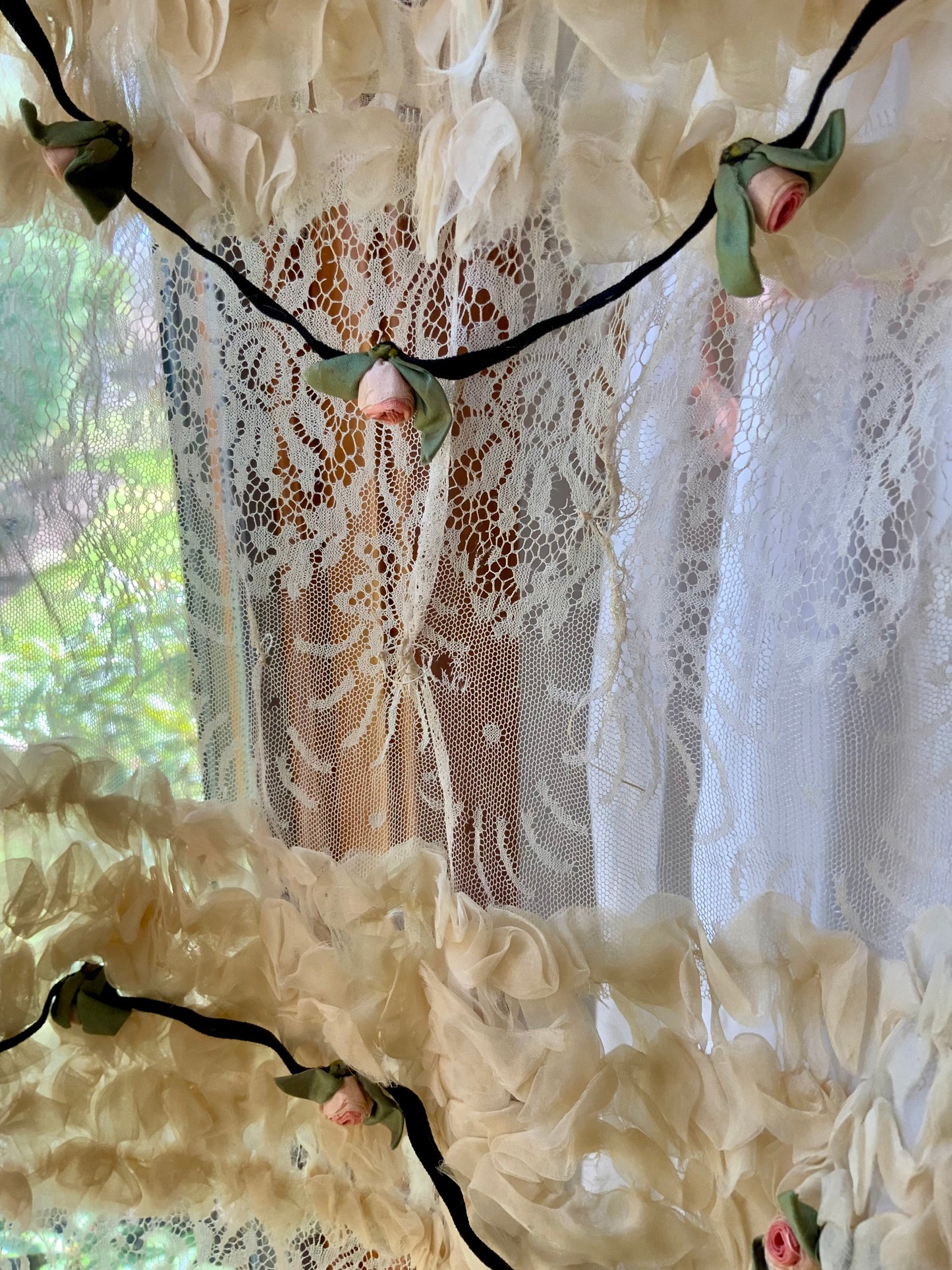 Rare Antique Edwardian Lace & Chiffon Ruffle Scarf Shawl w/ Ribbon Rosettes – Iconic -VI1734j