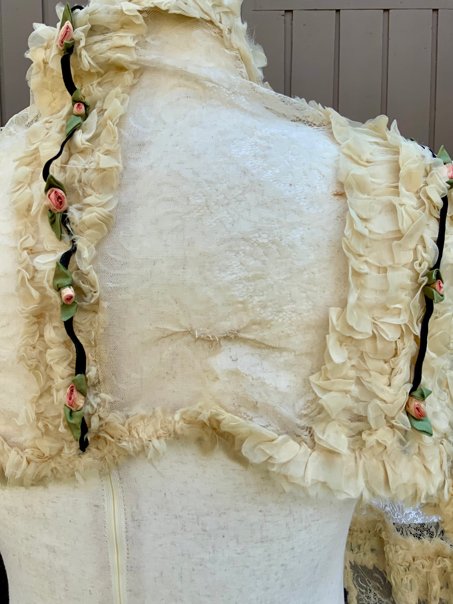 Rare Antique Edwardian Lace & Chiffon Ruffle Scarf Shawl w/ Ribbon Rosettes – Iconic -VI1734j