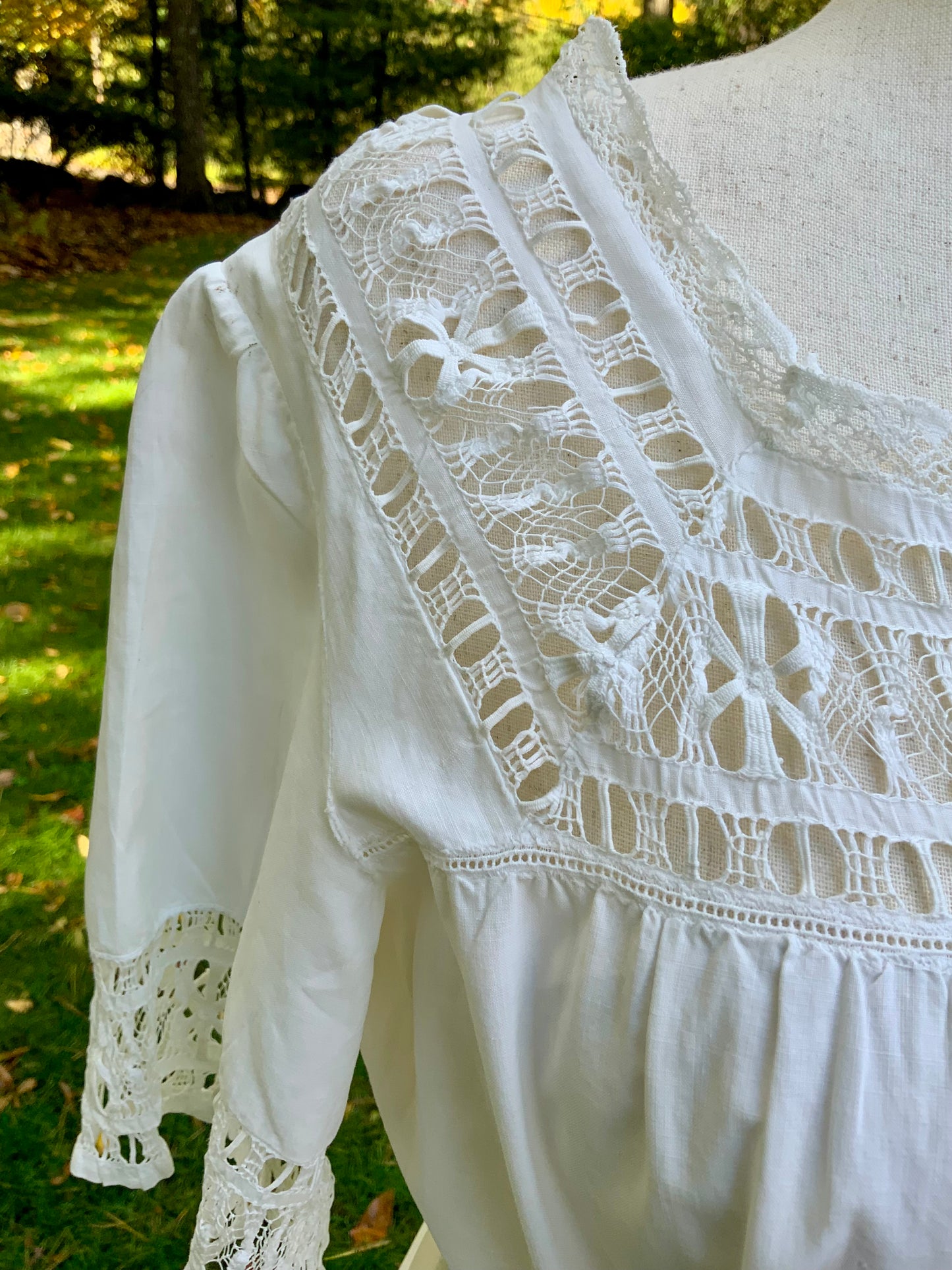Edwardian White Cotton & Lace Nightgown | Heirloom Vintage  - 1905/1915 - ED21
