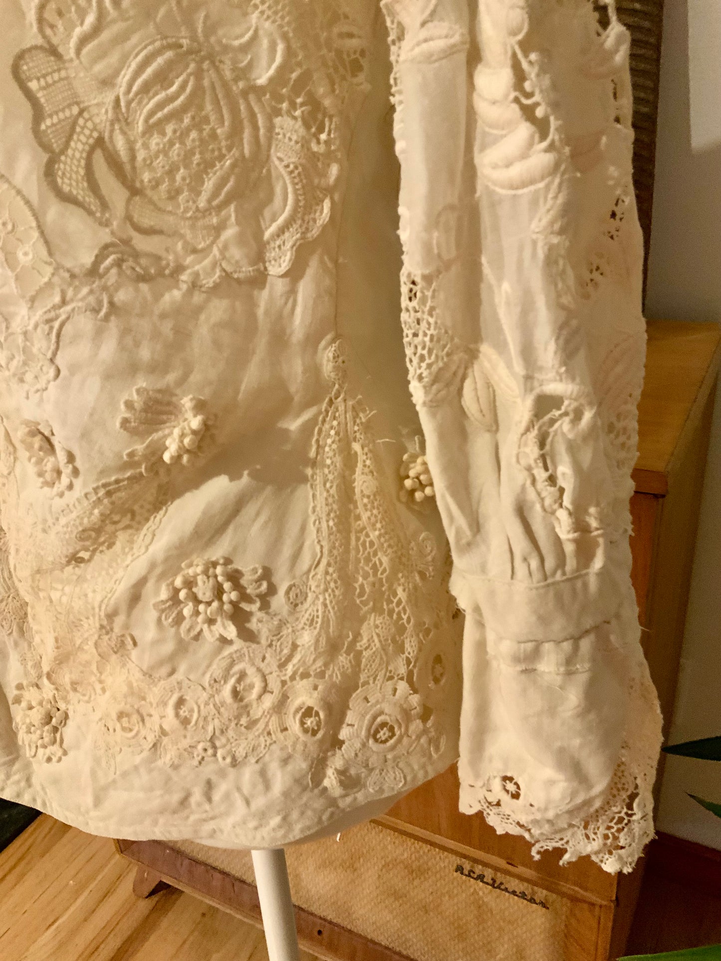 Edwardian Irish Lace & Embroidered Cotton Jacket – 1900s - ED26
