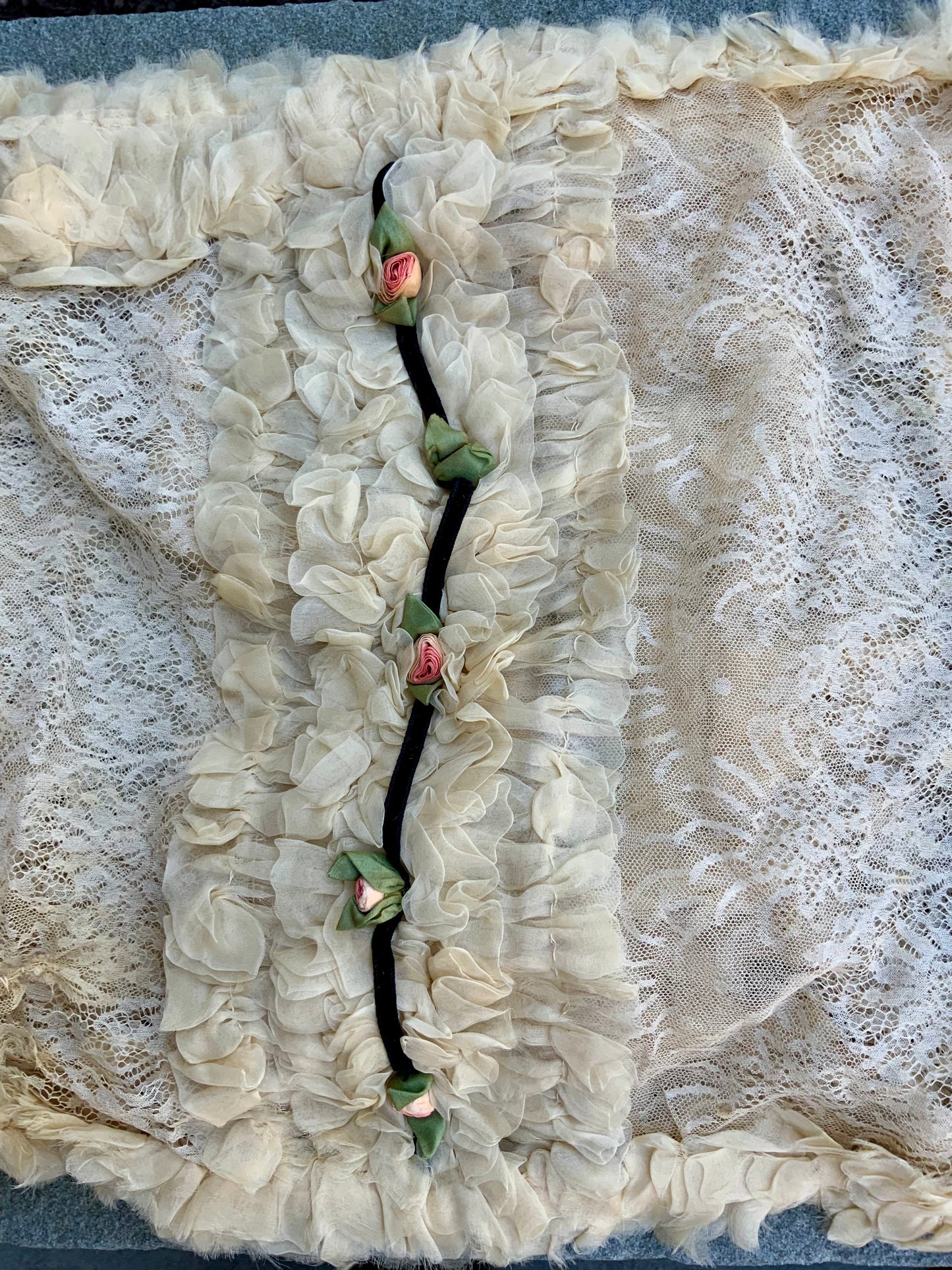 Rare Antique Edwardian Lace & Chiffon Ruffle Scarf Shawl w/ Ribbon Rosettes – Iconic -VI1734j