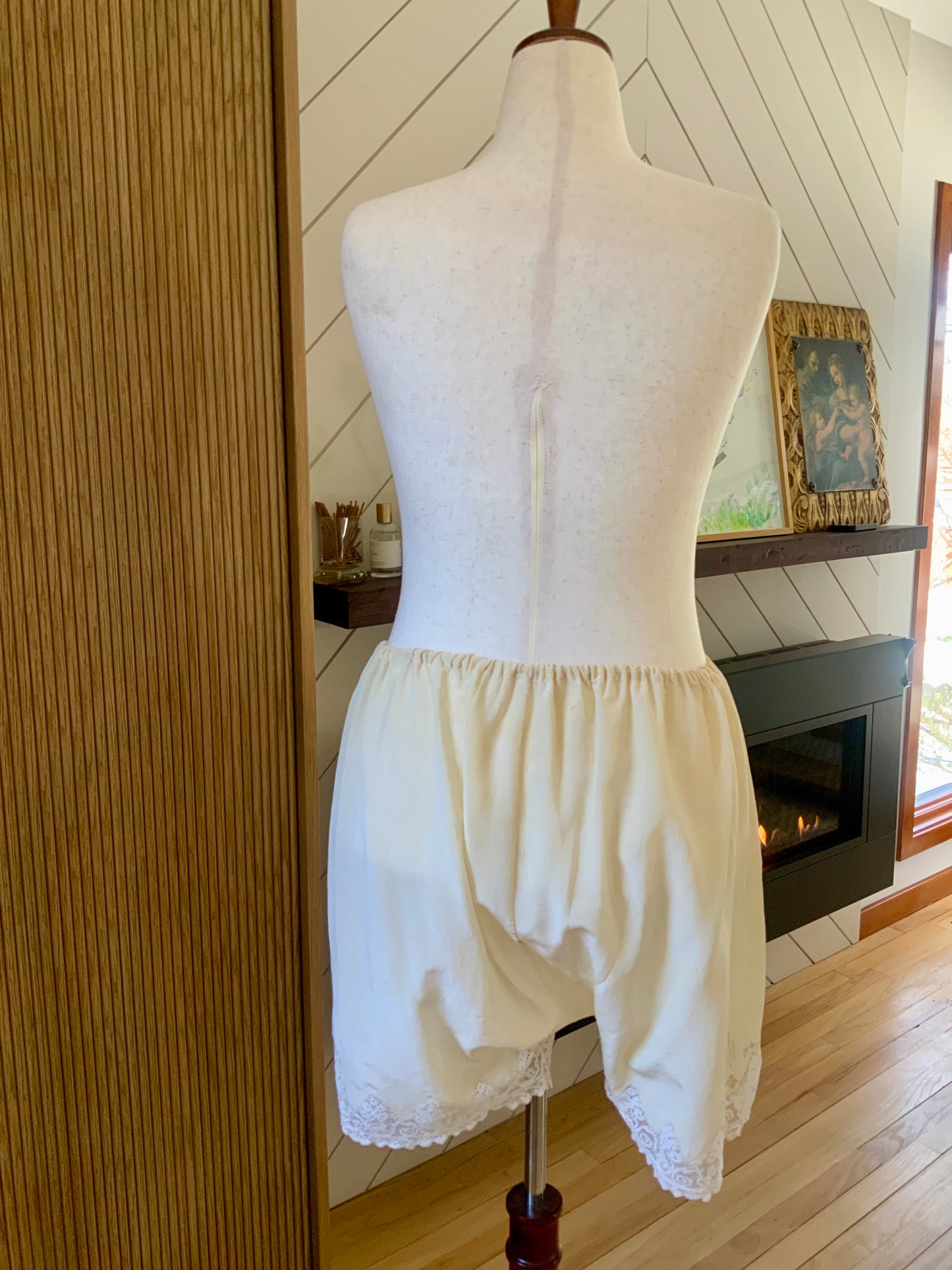 Edwardian Antique Pantalettes • Antique Bloomers • Victorian Drawers • Cotton Lace Lingerie • Pre-WWI Underwear-ED51