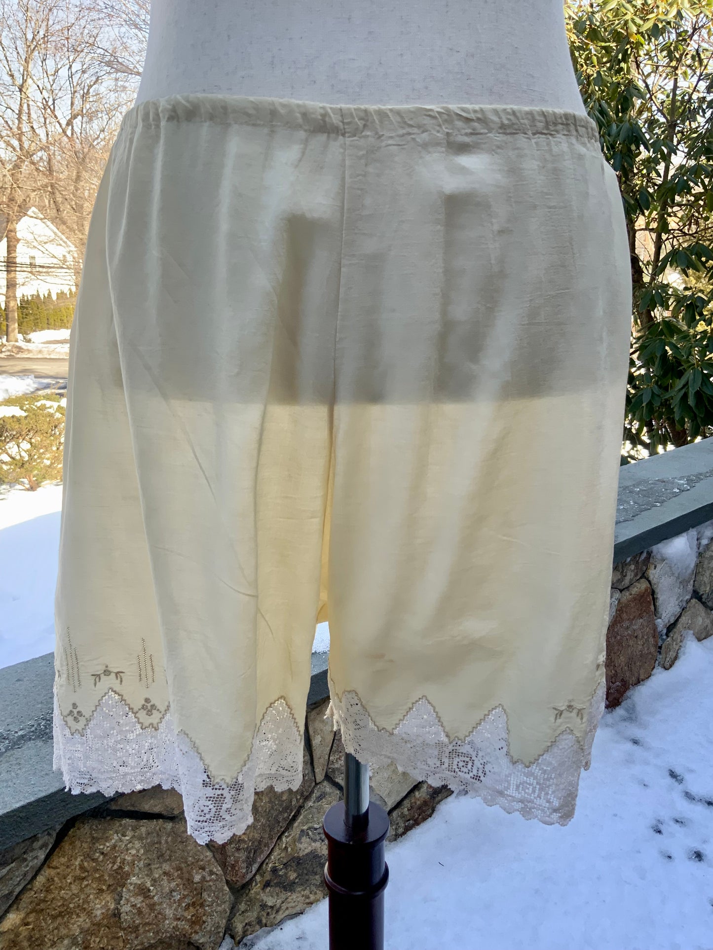 Edwardian Antique Pantalettes • Antique Bloomers • Victorian Drawers • Cotton Lace Lingerie • Pre-WWI Underwear-ED51