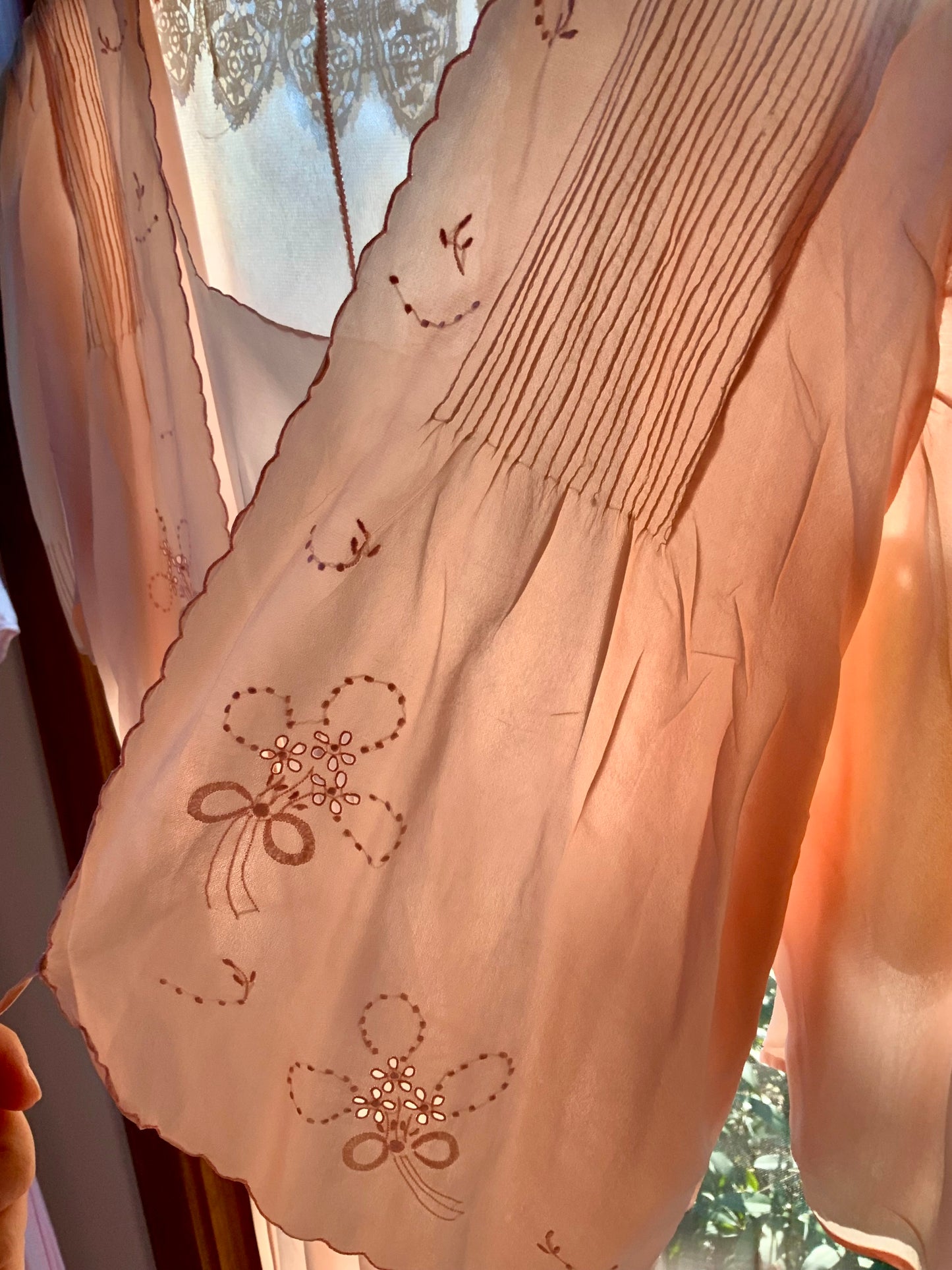 Silk. Nightgown - 40s - 40CC