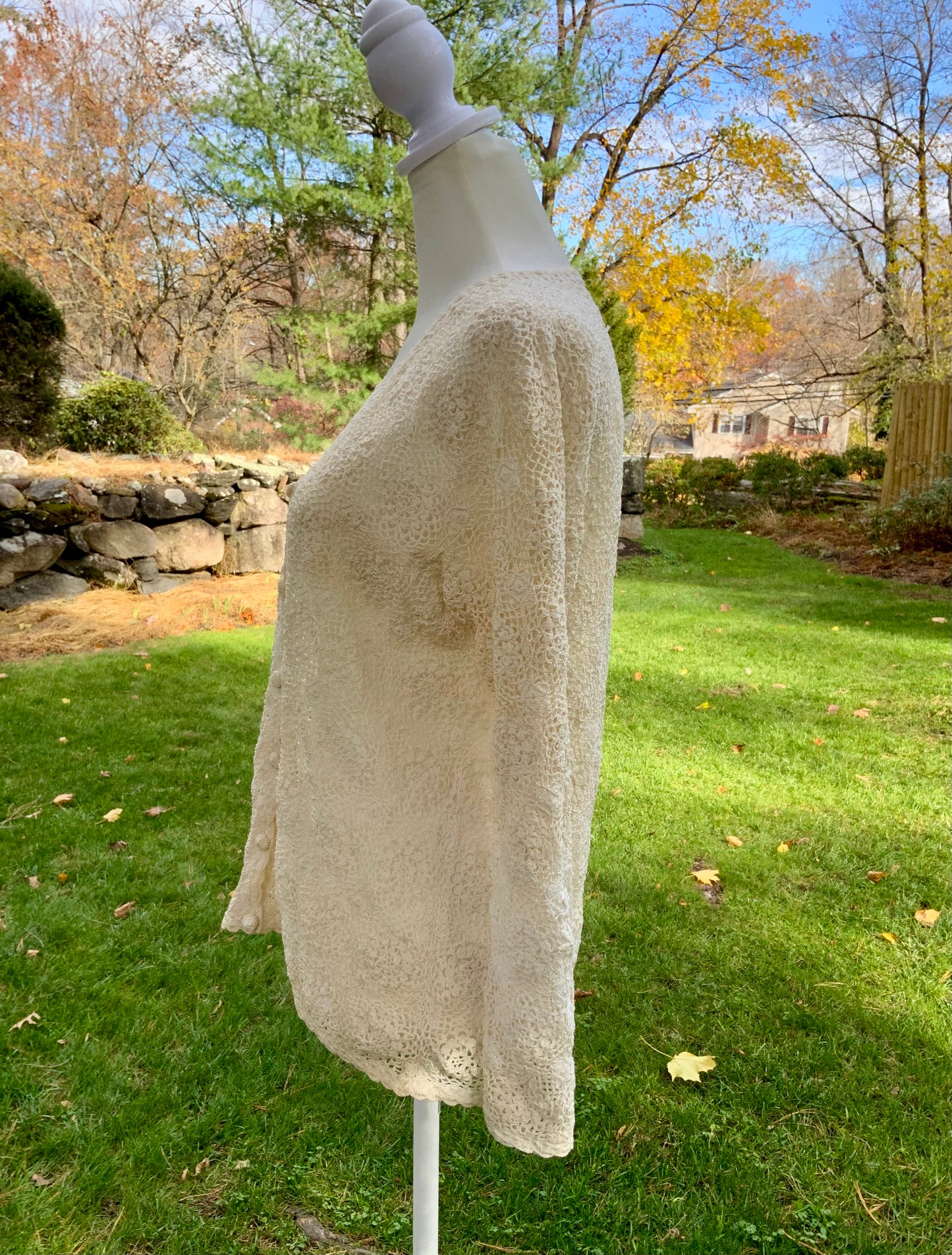 1950s Hand-Crocheted Ivory Lace Cardigan - 50BD