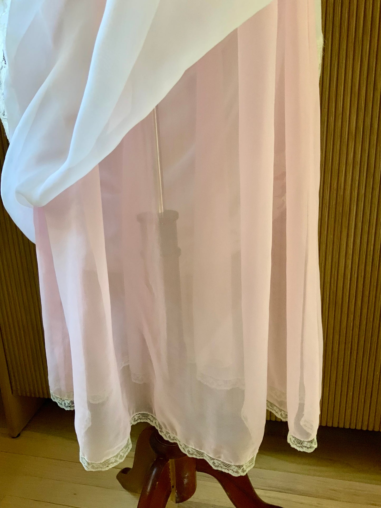 1970s Sheer Pink Nylon Nightgown with Floral Lace Appliqué Bodice & Double Layer – Romantic Lingerie Dress-70B