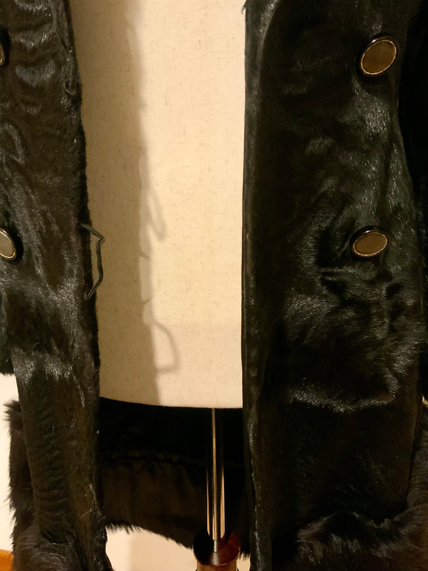 Mid-Century Argentine Pony Skin & Fox Fur Coat | Ayelén Buenos Aires | c. 1960s- 60M