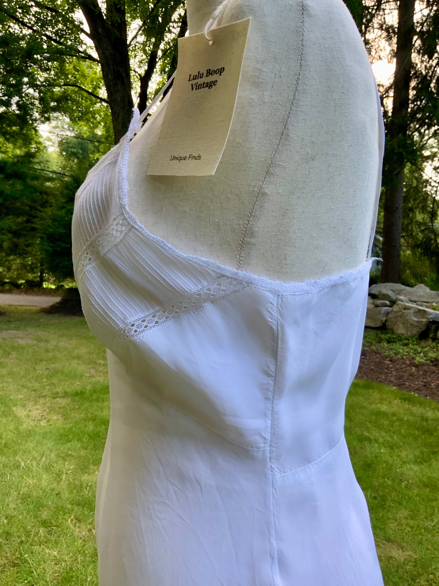 1940s White Slip Dress. Pleated Lace Bodice. Bias Cut. Double Flounce Hem
-30CP