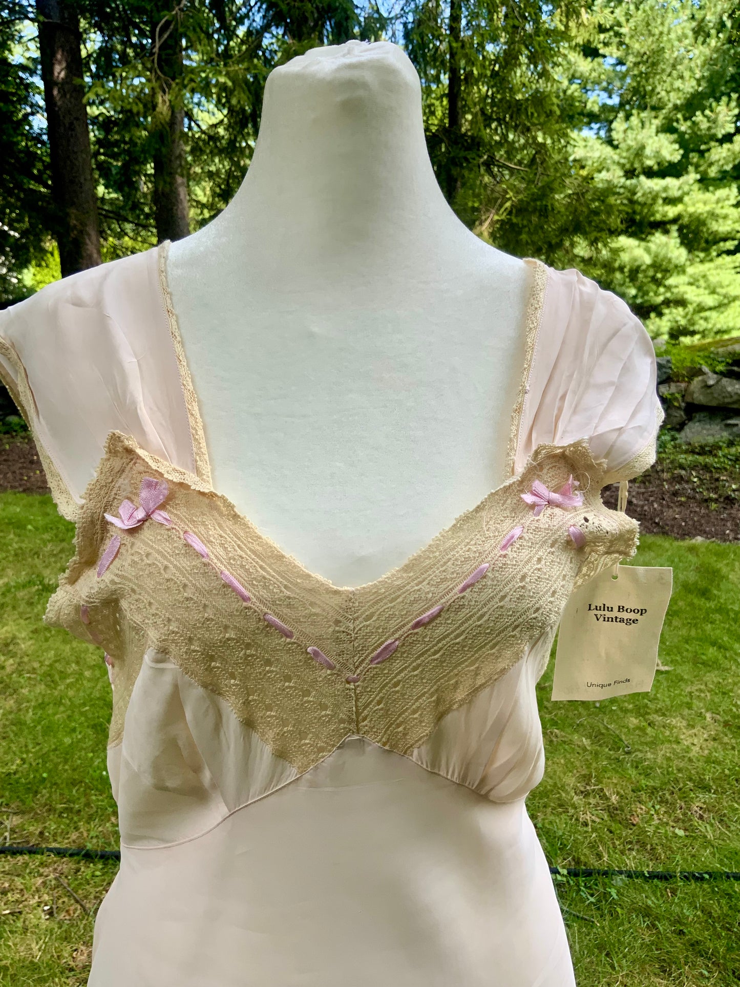 1930s Pale Peach Bias Cut Nightgown. Lace and Ribbonwork Boudoir Gown. Cap Sleeve Satin Lingerie.30CS