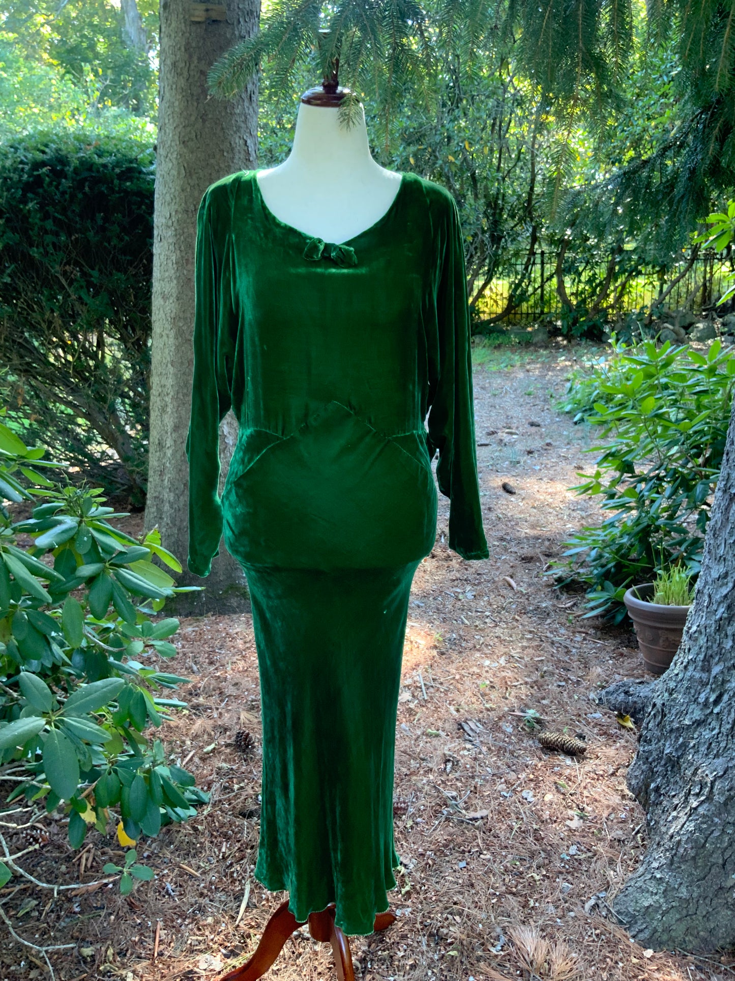 Green Velvet Evening Dress - Late 30s - 30AM
