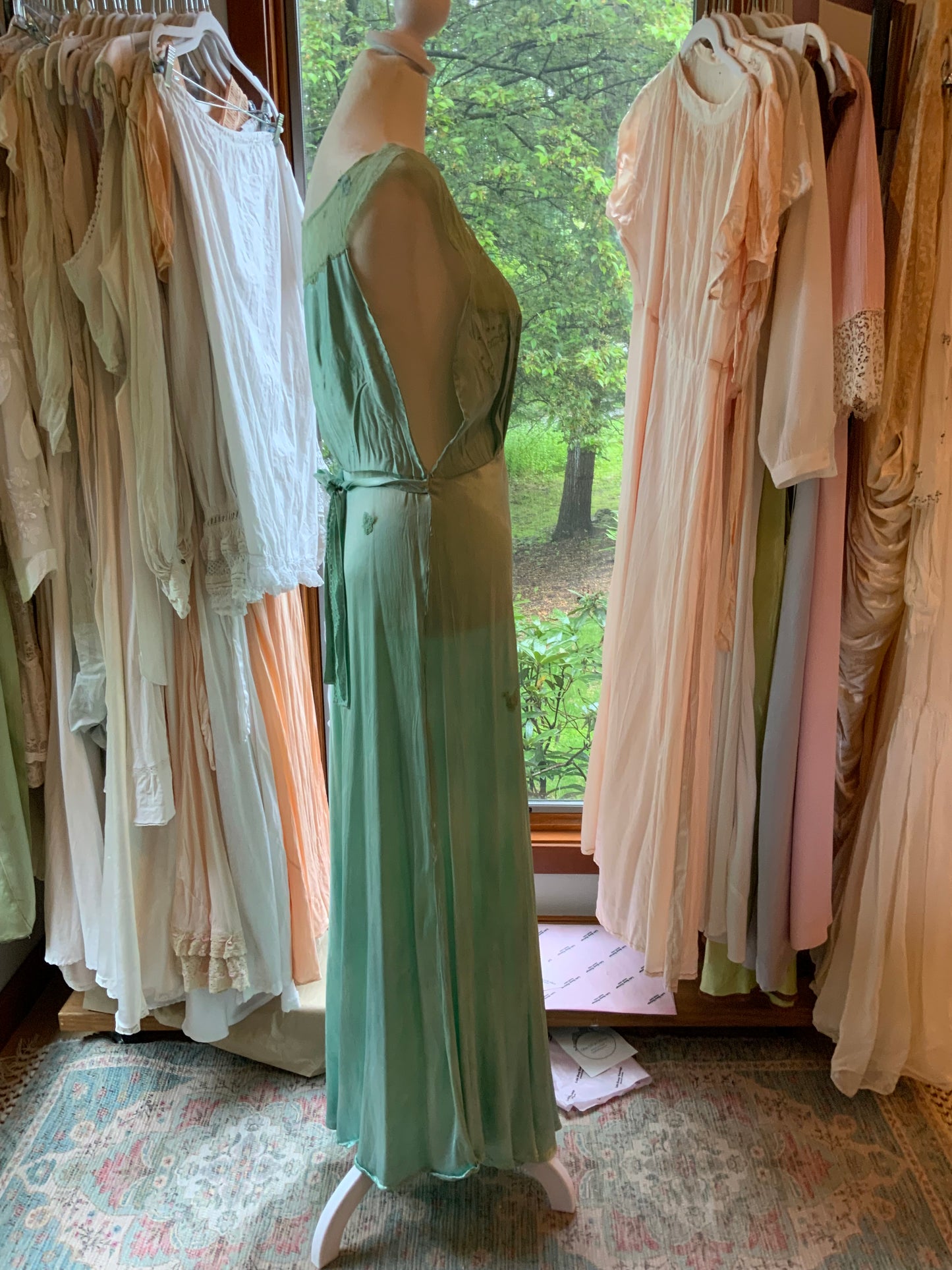 Hand Dyed Green Nightgown Satin - 50s -50G