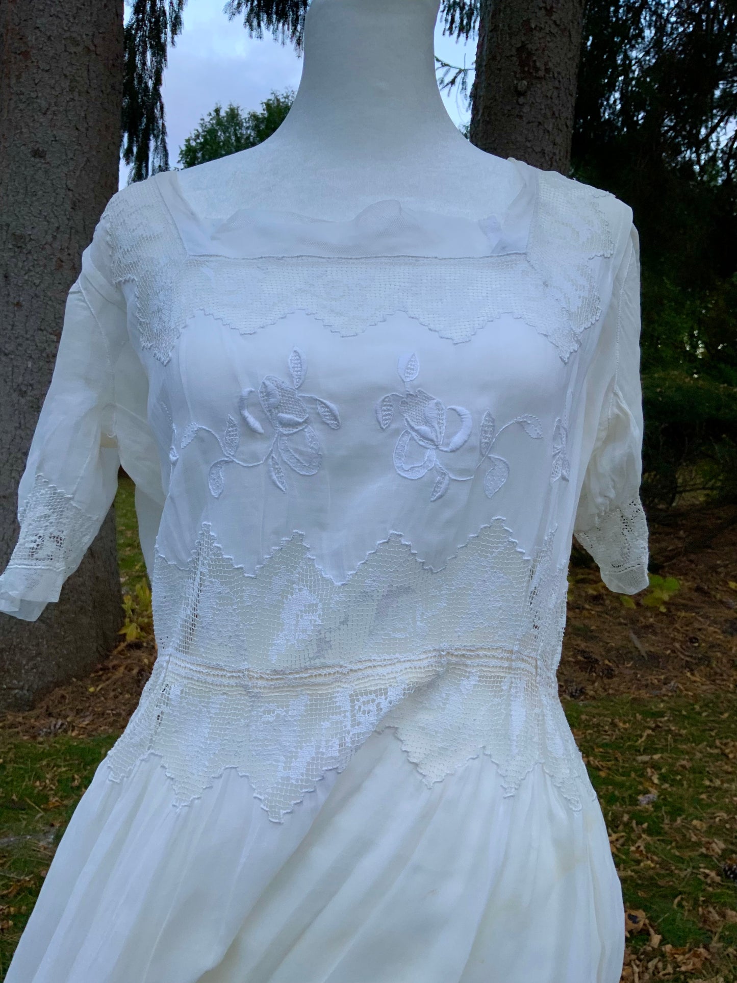 Edwardian Tea Dress in with Handmade Lace & Embroidery | c.1905–1915 - ED30