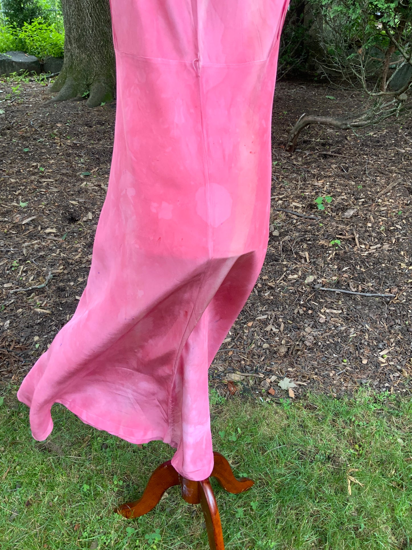 1930s Hand-Dyed Raspberry Pink Silk Bias Cut Dress | Art Deco Embroidered Bodice
-30BI